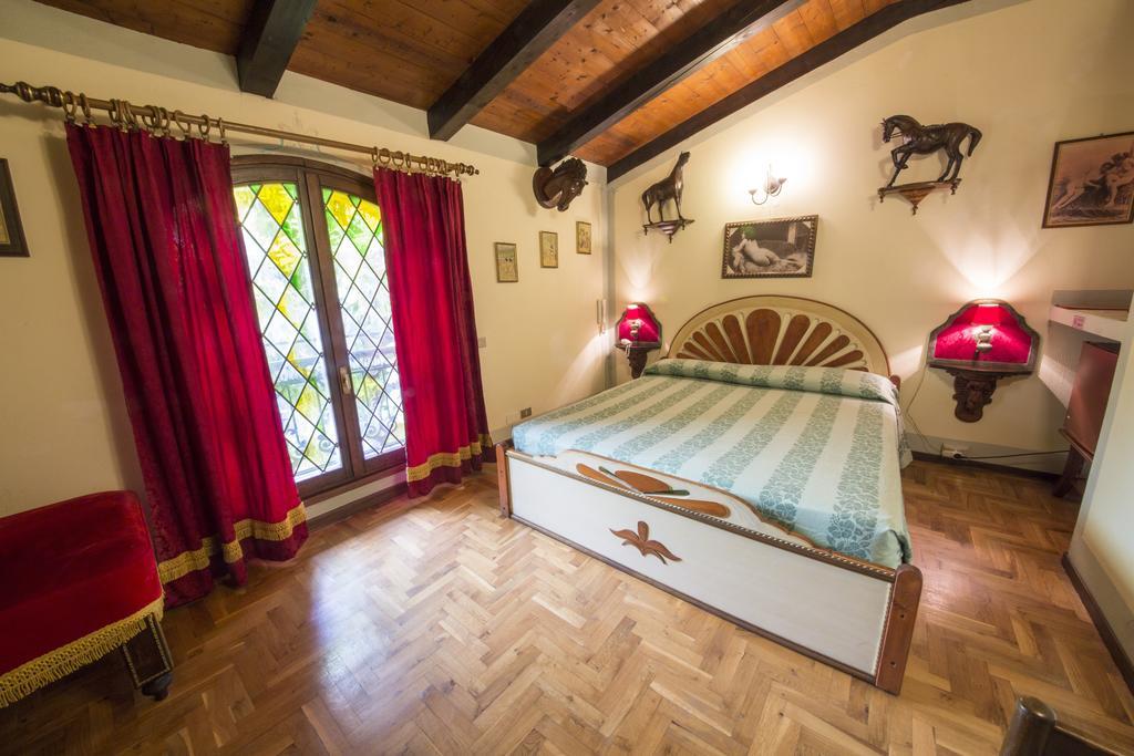 Hotel Villino Della Flanella Modena Camera foto