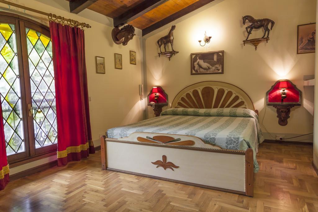 Hotel Villino Della Flanella Modena Camera foto