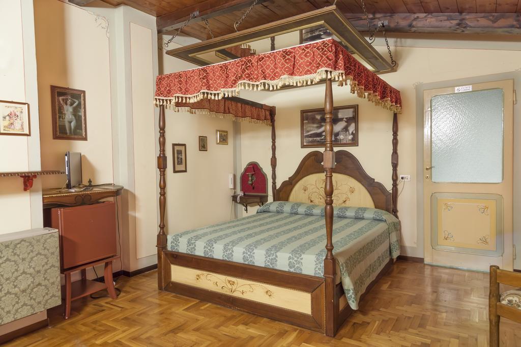 Hotel Villino Della Flanella Modena Camera foto