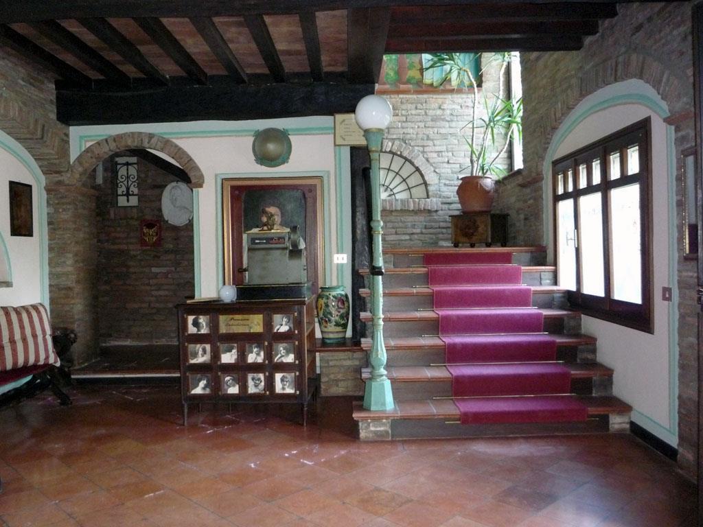 Hotel Villino Della Flanella Modena Esterno foto